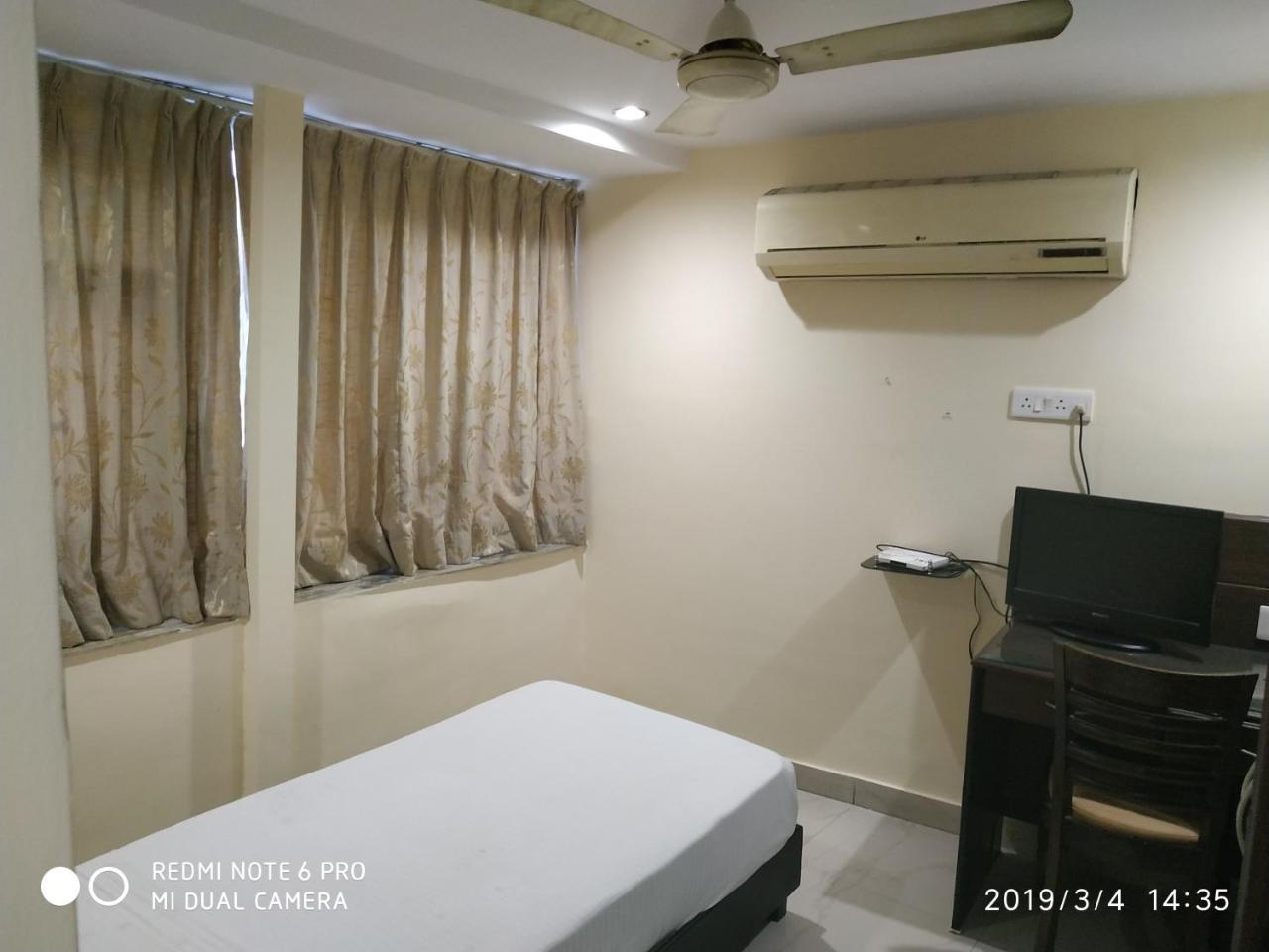 Hotel Flavours Kolkata